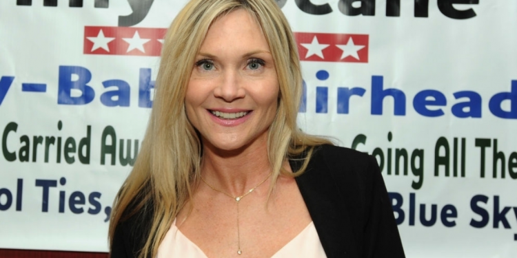 Amy Locane’s net worth