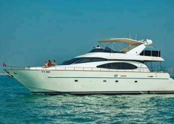 motor yacht rental